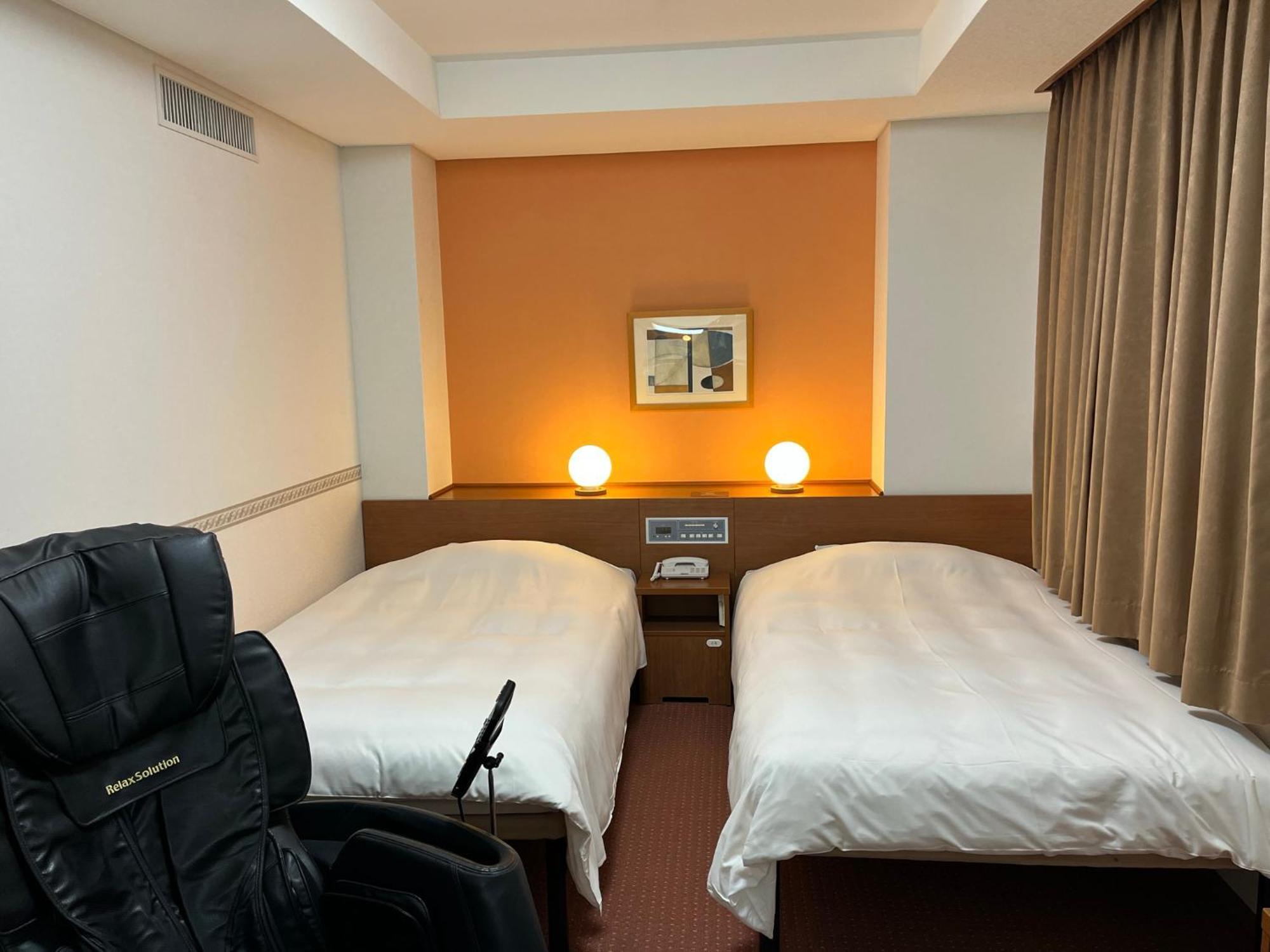 Hotel Alpha-One Gotemba Inter Экстерьер фото